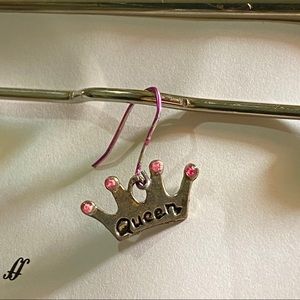 queen silver crown singular earring